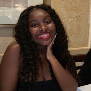 Meet your Posher, Ivyierra